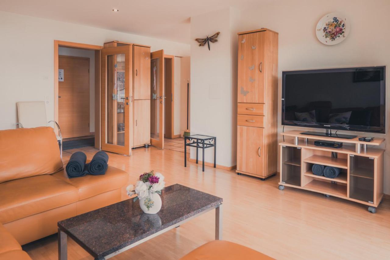 Coraline -Koblach, 6-10 P, 3 Schlafzimmer, Kueche, Riesige Terrasse, Parkplatz, Wifi, Stellplatz Ski Buitenkant foto