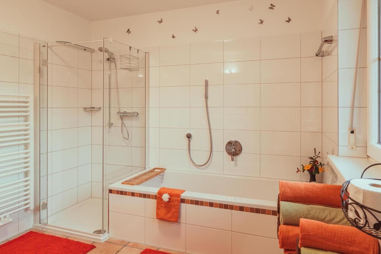 Coraline -Koblach, 6-10 P, 3 Schlafzimmer, Kueche, Riesige Terrasse, Parkplatz, Wifi, Stellplatz Ski Buitenkant foto