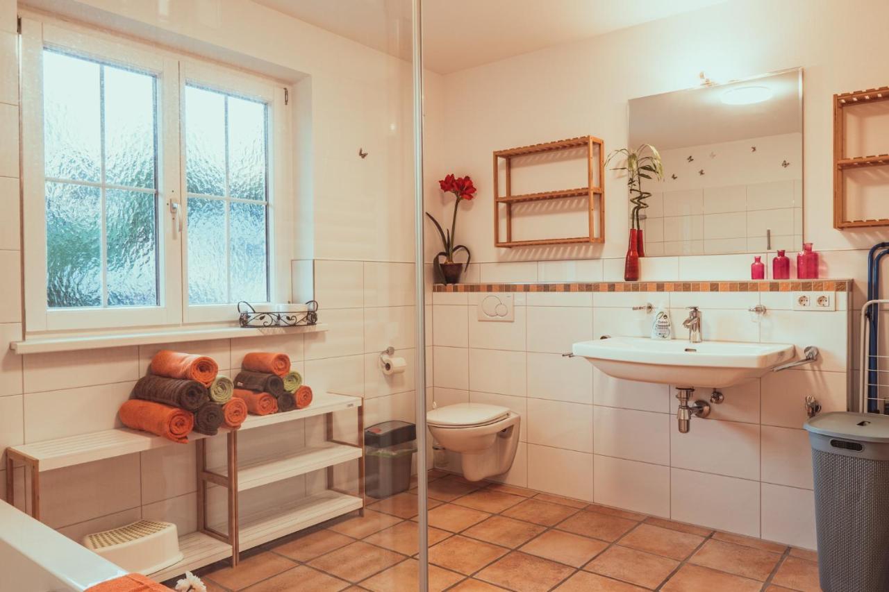 Coraline -Koblach, 6-10 P, 3 Schlafzimmer, Kueche, Riesige Terrasse, Parkplatz, Wifi, Stellplatz Ski Buitenkant foto
